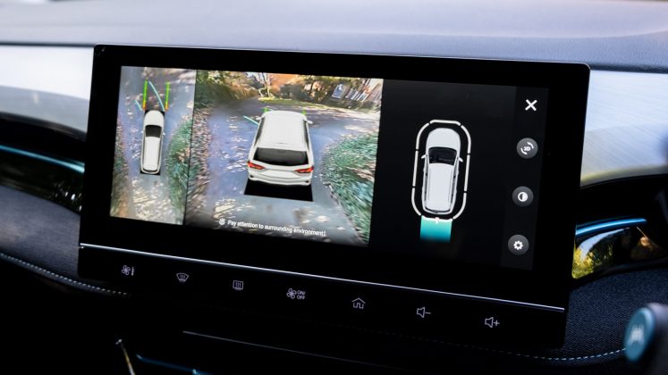 New MG5 EV cameras