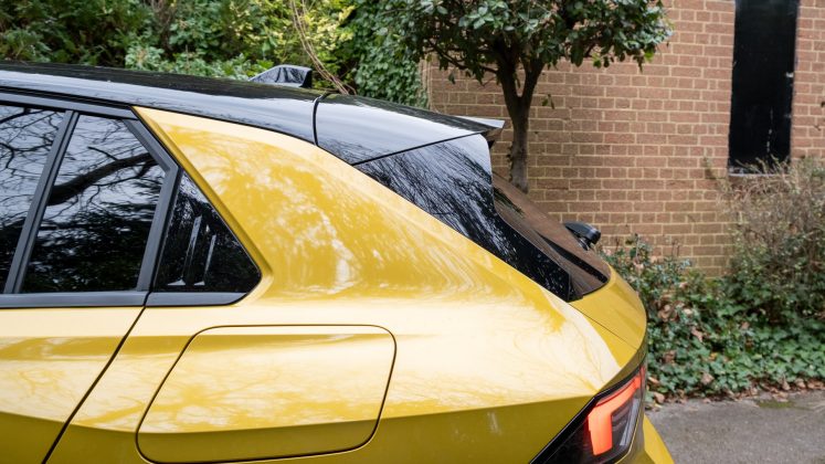 Vauxhall Astra Hybrid spoiler